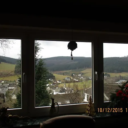 Altenbeck & *